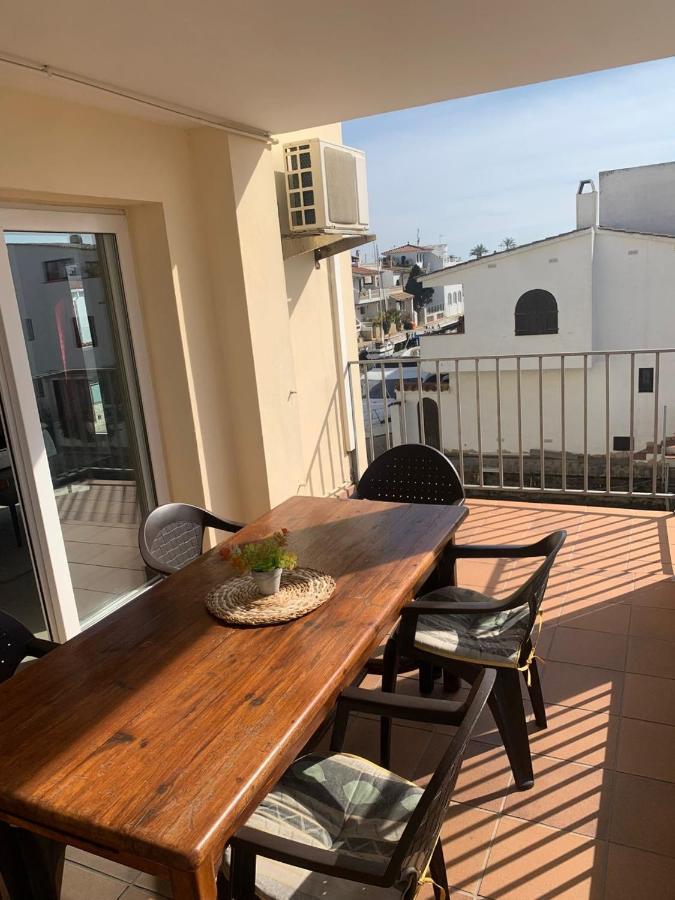 Waterside Apartment - Two Bedroom Ampuriabrava Exterior foto