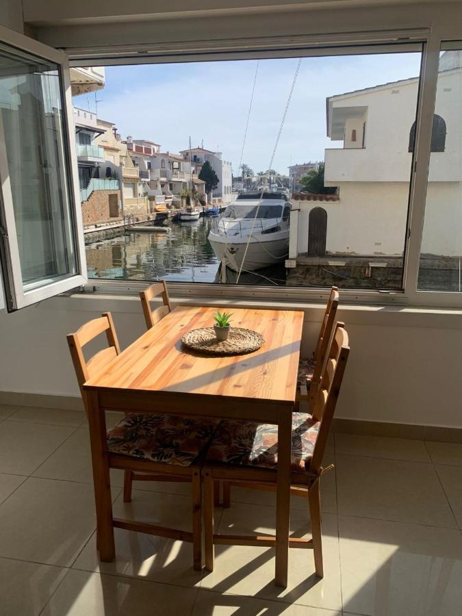 Waterside Apartment - Two Bedroom Ampuriabrava Exterior foto