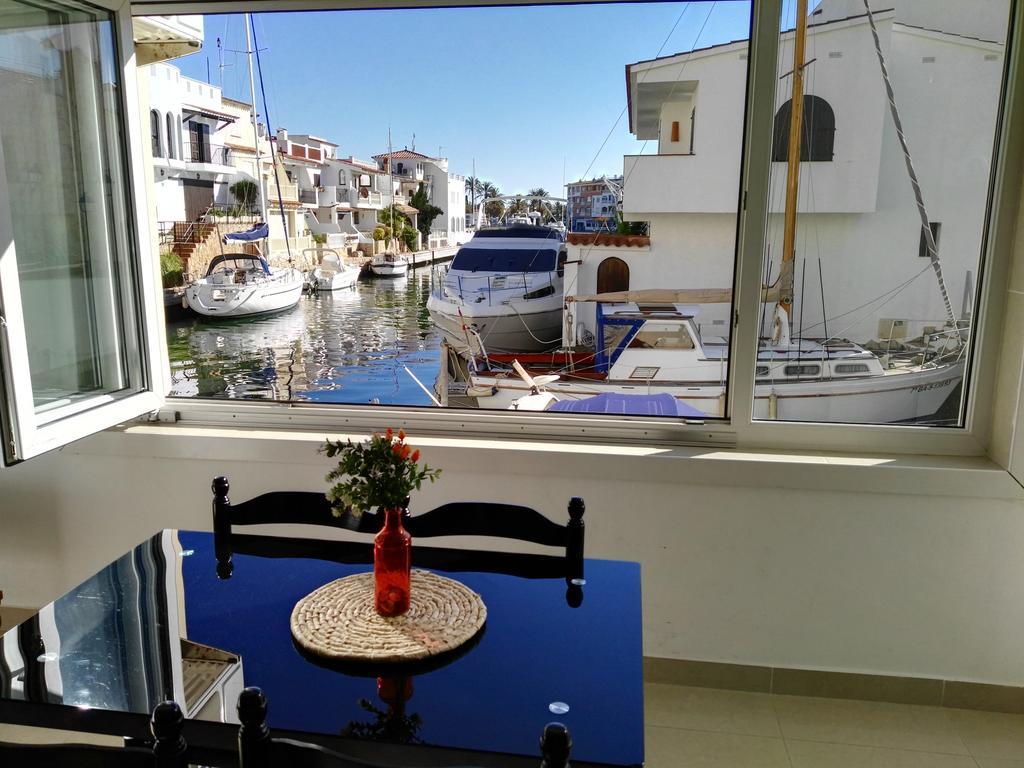 Waterside Apartment - Two Bedroom Ampuriabrava Habitación foto